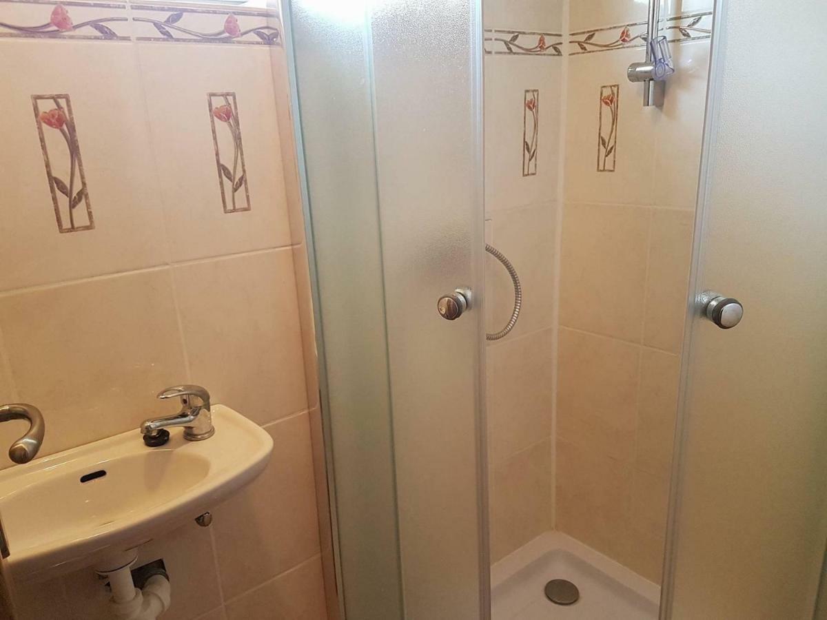 Holiday home Apart-bungalovy Gitka *